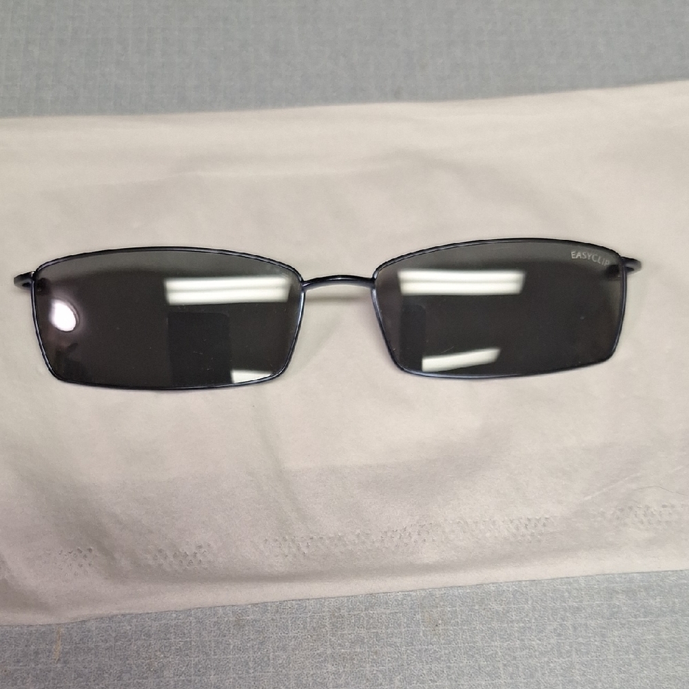 Black Rectangular Sunglasses - image 1